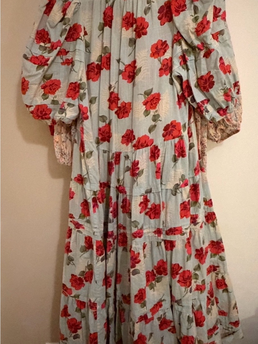 THE GREAT. Pleated Ravine Dress in Western Rose Print. - Picture 2 of 9
